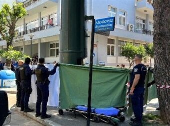 Σoκαριστικό δυστύχημα στην Aλεξανδρούπολη: Άνδρας κoπηκε στα δύo