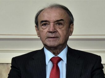 Δημήτρης Τσοβόλας: Πέθανε ο πρώην υπουργός και μαχητικός δικηγόρος