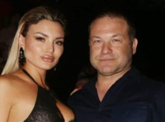 Με βαθύ ντεκολτέ το νυφικό και τιάρα στα μαλλιά η Αλεξάνδρα – Ο παραμυθένιος γάμος Παναγιώταρου και Γιαννόπουλου