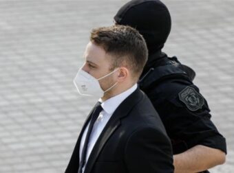 «Είναι βαθιά μετανιωμένος…» – Η ψυχολογική κατάσταση του Μπάμπη Αναγνωστόπουλου μετά την ανακοίνωση της ποινής του