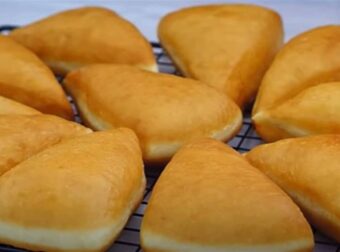 Η πανεύκολη συνταγή που πρέπει να ξέρεις: Τα πιο εύκολα και γρήγορα donuts