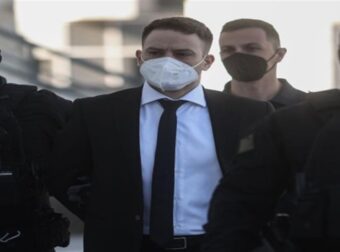 Στο μυαλό του Μπάμπη Αναγνωστόπουλου: «Υπάρχει εμφανής μια έπαρση, μια διαταραχή της προσωπικότητας» – Ανατριχιαστική κατάθεση ψυχίατρου στη δίκη (Video)