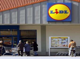 Χαμός στα LIDL στο Ίλιον: Γυαλιά καρφιά o Ρουβίκωνας, ηλικιωμένη 65 ετών και κλεψιά [φωτο]