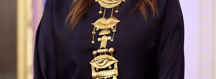 Χαμός με κολιέ Μαρέβας Μητσοτάκη στις ΗΠΑ: Τι είναι τα κοσμήματα Σωτιλη – «Στείλαμε ένα κολιέ με λίγη Μαρέβα»