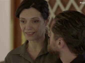 Σασμός: Το Twitter πήρε “φωτιά” με την επιθυμία του Μαθιού – Το γαλάζιο νυφικό και τα επικά σχόλια