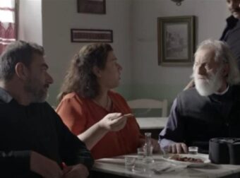 Σασμός: Το Twitter “έκλαψε” με τις επικές ατάκες της παπαδιάς