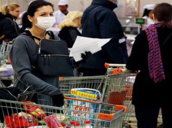 Τέλος οι μάσκες: Πότε καταργούνται σε εσωτερικούς χώρους, πού παραμένουν, τι αλλάζει από 1η Ιουνίου