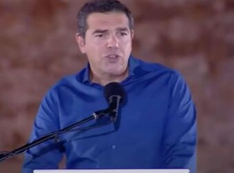 Τσίπρας: «Η μόνη ασφαλή λύση, είναι ο ελληνικός λαός το συντομότερο δυνατό να στείλει τον Μητσοτάκη σπίτι του»