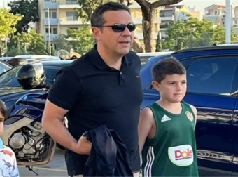 Σπάνιες φωτογραφίες Αλέξη Τσίπρα με τα παιδιά του, Ορφέα-Ερνέστο και Παύλο: Πώς πήγαν στο ΟΑΚΑ