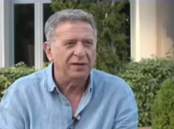 Κώστας Κόκλας – «Δεν μου άρεσε να με βλέπω, δεν μου άρεσε η φωνή μου, τα μαλλιά μου»