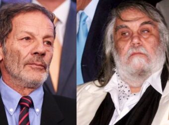 Καταπέλτης Ξαρχάκος για θάνατο Βαγγέλη Παπαθανασίου: «Ντροπή να παίζουν τραγούδια μόνο όταν πεθαίνει κανείς»