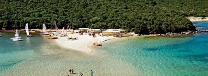 Η.. «Καραϊβική» της Ελλάδας! Το χωριό που θυμίζει εξωτικό παράδεισο!