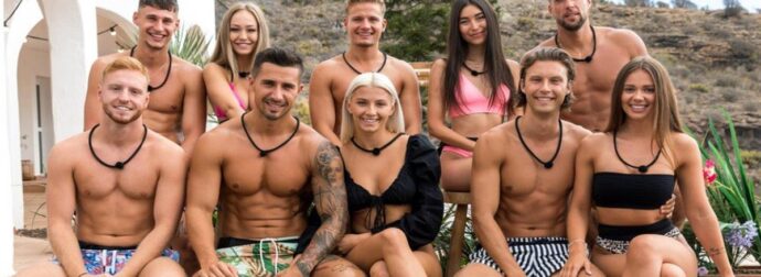 Παρασκήνιο Σκάϊ – Πρόβλημα στο «Love Island». Πάνε να στήσουν σικέ ζευγάρια…