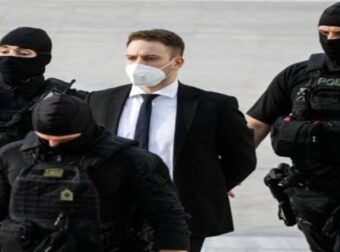 Έγκλημα στα Γλυκά Νερά: Το «δώρο» του Μπάμπη στη μικρή Λυδία – Σάλος με την κίνηση του 33χρονου πιλότου (Video)