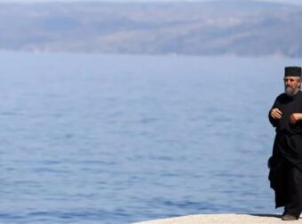 Mήνυμα, Άγιο Όρος – Γερ. Πρόδρομος για Τουρκία: «Μην λιποψυχείτε Έλληνες – Η Παναγία είναι εδώ»