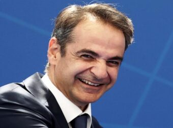 Μητσοτάκης: «Να τρώτε υγιεινά, να χάσετε κιλά και να περιορίσετε το αλκοόλ»