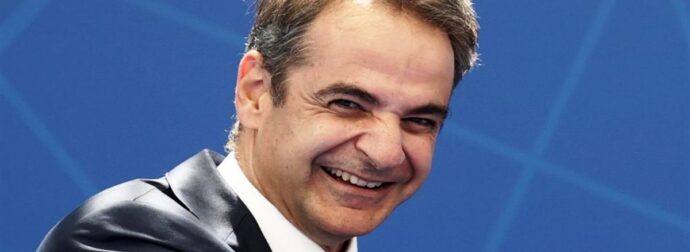 Μητσοτάκης: «Να τρώτε υγιεινά, να χάσετε κιλά και να περιορίσετε το αλκοόλ»