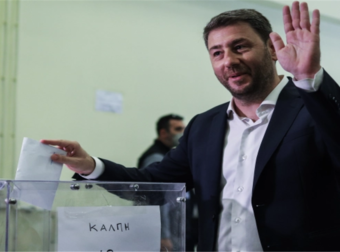 Συνέδριο ΠΑΣΟΚ: Ποιοι προηγούνται στην ψηφοφορία. Η νέα γενιά παίρνει τα ηνία