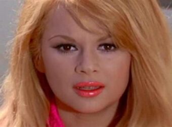 Αποκάλυψη: Ποια επέμβαση της Αλίκης Βουγιουκλάκη ήταν η αιτία θανάτου της