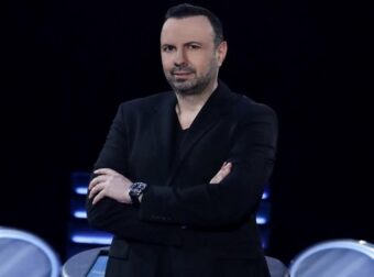 Τάσος Τρύφωνος: «Ξεκινάμε αύριο τα γυρίσματα για τον Αδύναμο Κρίκο στην ΕΡΤ»