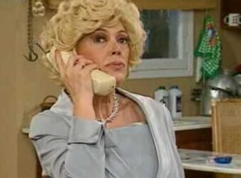 Νεκρή η Ντίνα Κώνστα: Το μεγάλο μυστικό που πήρε μαζί της και η τελευταία επιθυμία