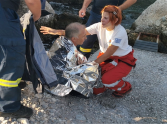 Ελικόπτερο Σάμος: Πώς βρέθηκε το τέταρτο μέλος του πληρώματος. Κολύμπησε μέχρι… [φωτο]