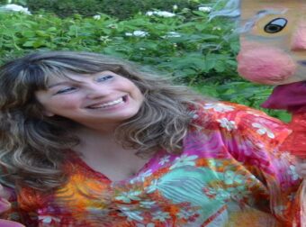 Ξανθή Ταβουλαρέα: «Ακόμη τον Θεό δεν τον έχω βρει, κι όταν νόμιζα πως ησύχασα πια, και πίστεψα σε κάτι, τότε όλα κατέρρευσαν»