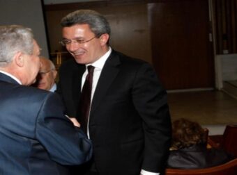 Ανάσα ζωής για τον Νίκο Χατζηνικολάου