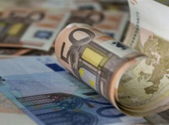 Εφάπαξ πληρωμές δίνουν ανάσες: Μαζικές πληρωμές ΕΝΦΙΑ, επιστρεπτέας και φόρου εισοδήματος