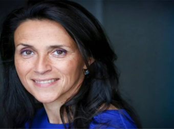 Χρυσούλα Ζαχαροπούλου: Μαρτυρίες σοκ για την υπουργό του Μακρόν. «Έβαλε το χέρι της μέσα μου…»