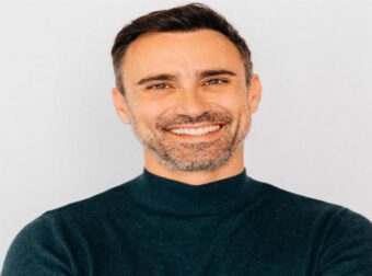 Παρασκήνιο – Μετά το ναυάγιο του Αντ1Plus, προσπαθούν να πείσουν τον Καπουτζίδη να…