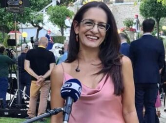 Παραιτήθηκε η Ρουμελιώτη απο την ΕΡΤ με αιχμές… μετά τη δεξίωση στο Προεδρικό