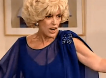 Ντίνα Κώνστα: Η αδημοσίευτη φωτογραφία της από παράσταση του 1966