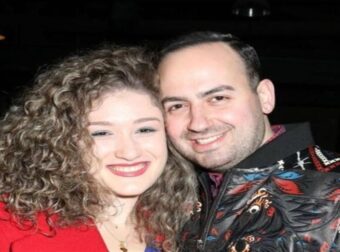 Έλαμπαν από ευτυχία μέσα στην εκκλησία – Πρώτα πλάνα από τον γάμο της Ιλάειρας Ζήση και του Μαυρίκιου Μαυρικίου