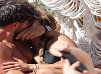 Survivor 5: Πιο παθιασμένοι από ποτέ Μαρτίκας και Ανδριώτου – Νέα σeξι ενσταντανέ μέσα στο νερό