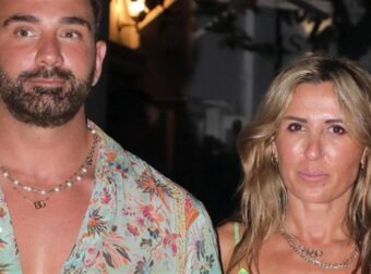 Πράσινο με print καμηλοπάρδαλης – Το ιδιαίτερο φόρεμα της 46χρονης Πηγής Δεβετζή στη Μύκονο