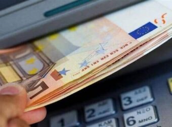 Απόφαση βόμβα: Δίνουν πίσω τα κομμένα Δώρα ετών σε χιλιάδες εργαζόμενους