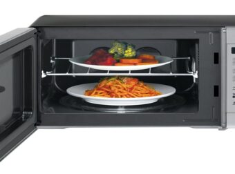 Φούρνος μικροκυμάτων: Ποιος ο «δολοφόνος» της κουζίνας. Τι προκαλεί στην υγεία, προσοχή