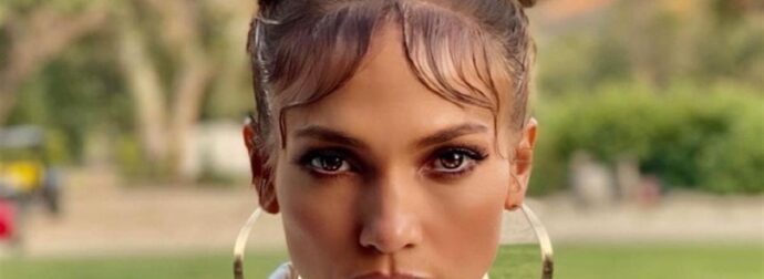Space Buns: Το χτένισμα που θα κάνεις για το υπόλοιπο του καλοκαιριού – Δημιούργησε το, όπως η Jennifer Lopez