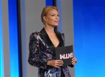 GNTM 5: Πιο αυστηρή από ποτέ η Βίκυ Καγιά στο νέο κύκλο – Η φωτογραφία από τα παρασκήνια που το μαρτυρά