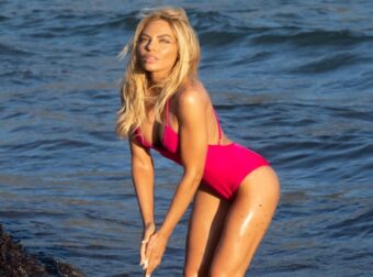 Η Ιωάννα Μαλέσκου προκαλεί τσουνάμι σαν υγρή αμαρτία στα βράχια