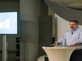 Ιστορικό Καλοκαίρι για τον ΑΝΤ1 – Μονοψήφια, ρεκόρ αλλαγών στο πρόγραμμα και ο Ποφάντης στα κάγκελα…