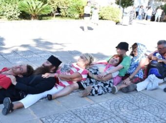 Κεφαλονιά: Πλήθος πιστών στη μεταφορά του σκηνώματος του Αγίου Γερασίμου