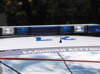 Άγρια δολοφονία έξω από πολυκατοικία στην Κυψέλη – Κατέσφαξε τη σύζυγο του φίλου του