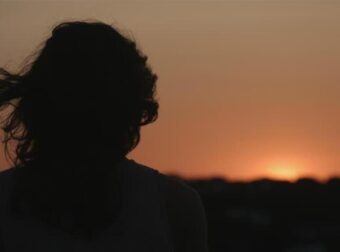 Ο άντρας μου με άφησε για μια άλλη, όμως η ζωή δεν του τα έφερε όπως ήθελε. Στενοχωριέμαι γι΄αυτόν…