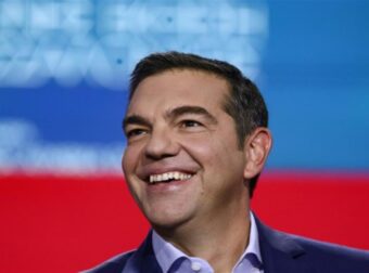 Αλέξης Τσίπρας: «Έχω ευθύνη ως αυριανός πρωθυπουργός»