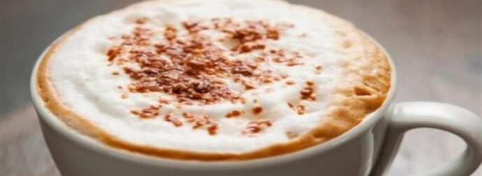 Δεν πάει το μυαλό σας: Αυτό θα συμβεί στο σώμα σας αν βάζετε κανέλα στον καφέ