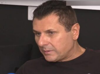 Συγκλονίζει ο Γιάννης Μάρκου – Περιγράφει για πρώτη φορά την επίθεση που δέχθηκε στην Βαρυμπόμπη