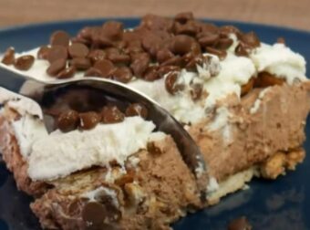 Μπισκοτογλυκό ψυγείου: Με 6 υλικά και καθόλου ζάχαρη, που θα το φτιάχνετε ξανά και ξανά όλο το καλοκαίρι