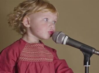 Ρέθυμνο – Ο Μπάμπης μόλις 2,5 ετών ξεσηκώνει την Κρήτη με τη απίστευτη φωνή του…